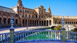 ¿Por qué no debo perderme la Plaza de España cuando vaya a Sevilla?